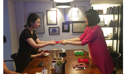2019 TalkingChina Bids Farewell to Interns from Zhejiang International Studies University